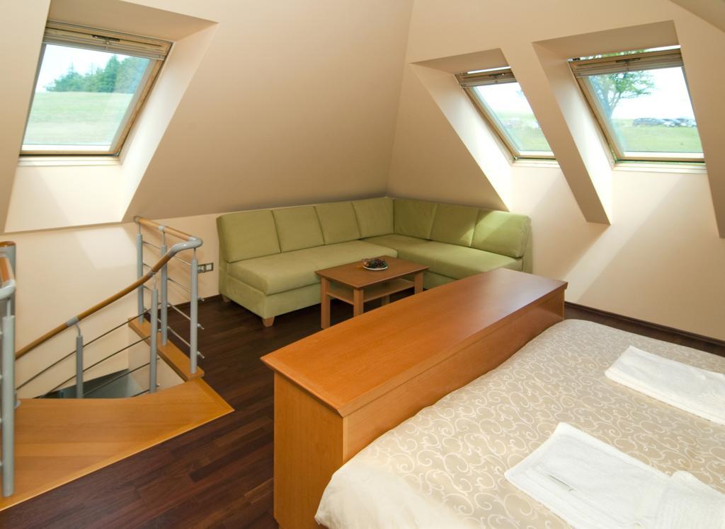 Heipark Tosovice Hotell Rom bilde